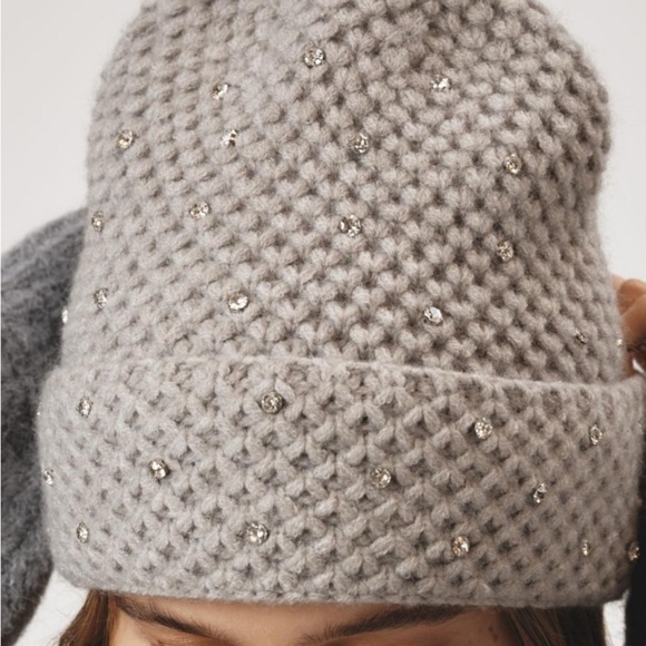 Anthropologie Maeve Rhinestone Waffle Knit Beanie Hat Light Gray One Size New - Picture 3 of 9